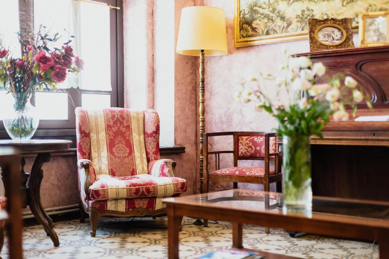 Hotel De Кампродон Екстериор снимка