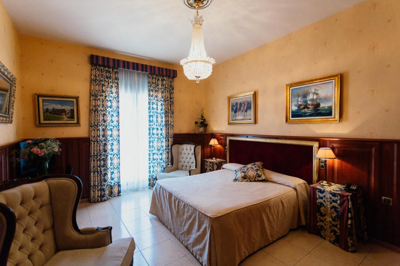 Hotel De Кампродон Екстериор снимка