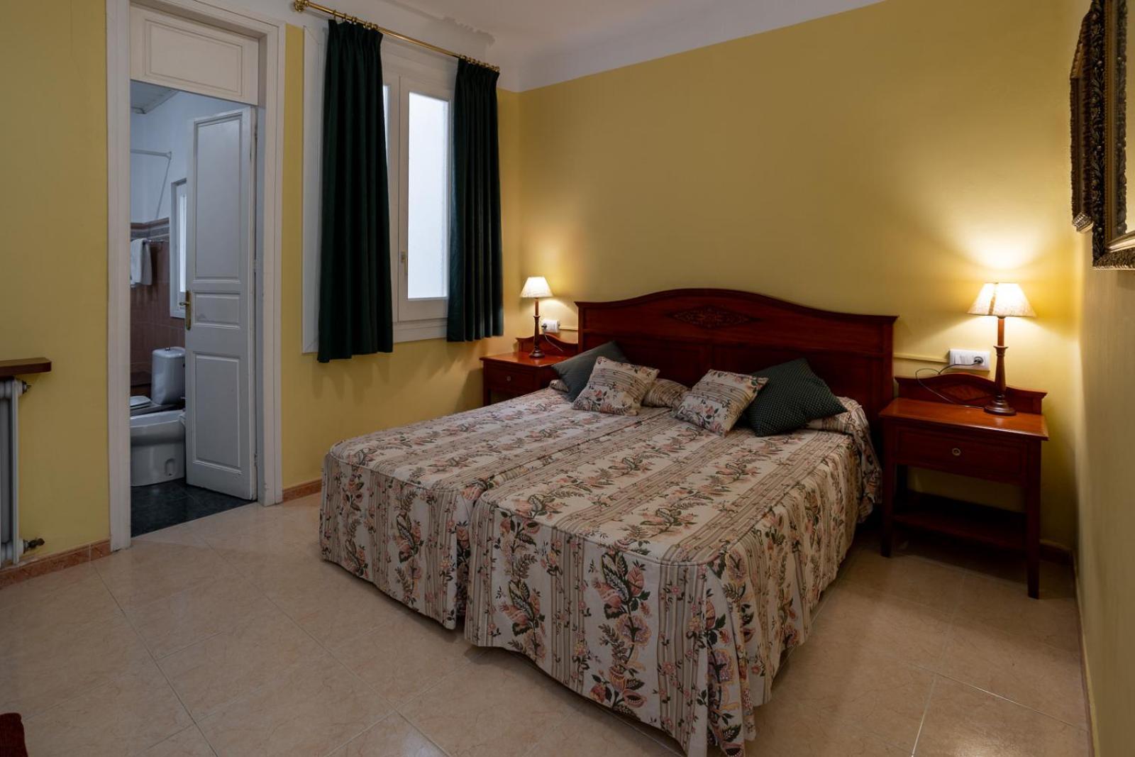 Hotel De Кампродон Екстериор снимка