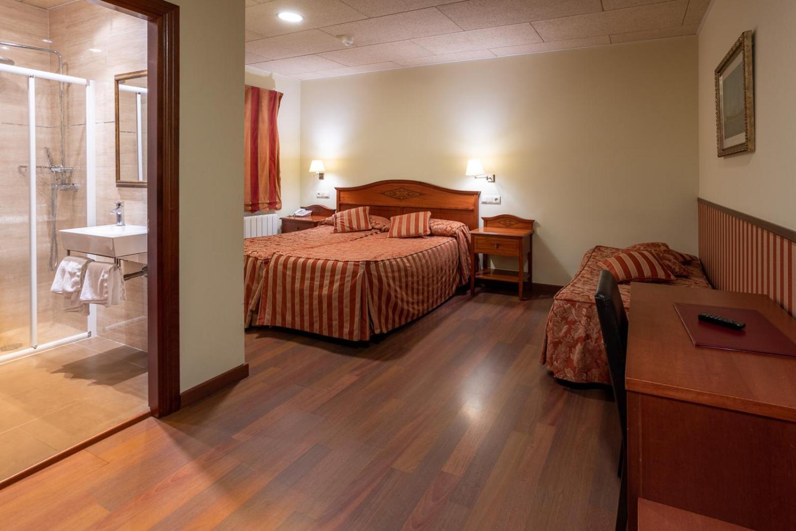 Hotel De Кампродон Екстериор снимка